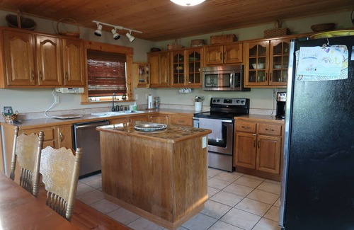 New Castle Cabina | Creekfront Family-friendly Cabin in Blue Ridge Mountains