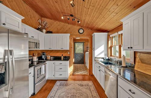 Marrowbone Casa | Creeks Cabin Luxury Retreat 15 min to Downtown Nashville
