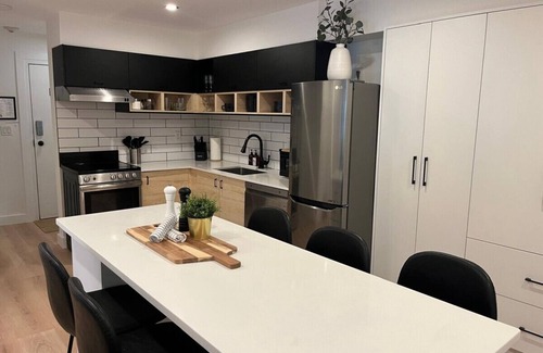Whistler Creekside Apartamento | Creekside 2BR: AC, Patio + BBQ, Pool, Near Lakes!