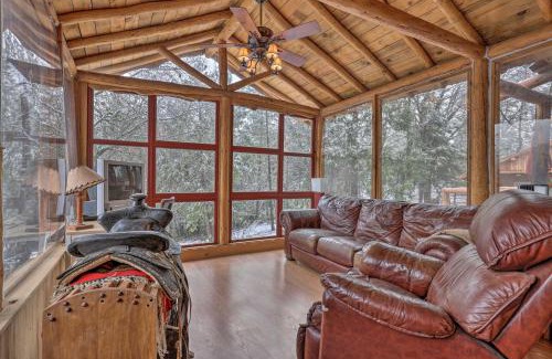 Pinehurst Casa | Creekside Cabin 8 Mi to Kings Canyon National Park