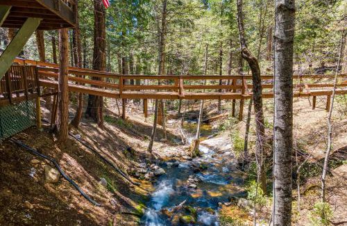 Camp Connell Casa | Creekside Cabin By Calaveras Big Trees State Park