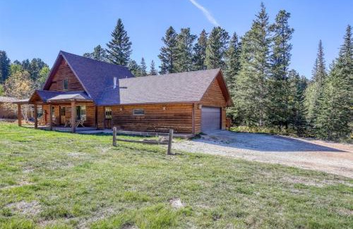 Lead Casa | Creekside Cabin - Garage