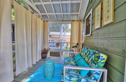 Wimberley Cabina | Creekside Cabins - The Nest | Romantic Cottage with Creek Access