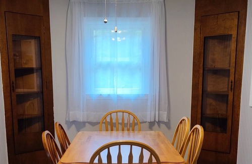 Staffordsville Casa | Creekside getaway with firepit-- 40 min from Virginia Tech