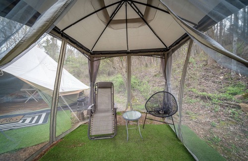 Cosby Alquiler De RV | Glamping Tent in the Smoky Mountains
