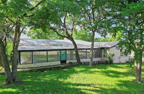 Wimberley Casa | Creekside Haven with Pool and Firepit