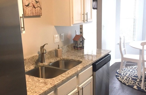 Woodberry Park Casa | Encantador Creekside Hideaway cerca de Opry Mills / aeropuerto, a 10 minutos del centro ...