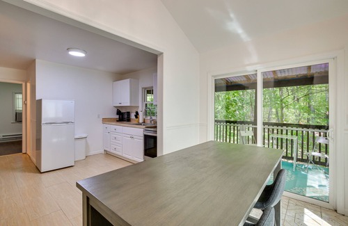 Monroe Casa | Creekside Hudson Valley Retreat ~ 4 Mi to Winery!