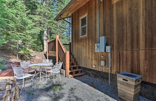 Downieville-Lawson-Dumont Casa | Creekside Mtn House with Deck 8 Mi to Idaho Springs