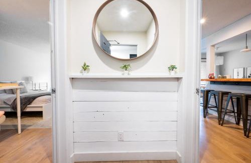 Whistler Creekside Apartamento | Creekside Oasis 4 Beds Pool and Hot Tub