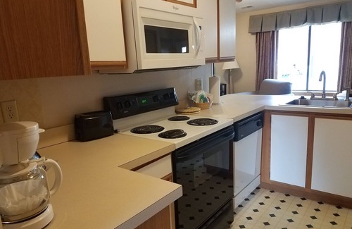 Basye Condominio | Creekside Village
