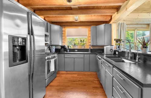 Wimberley Casa | Creekside Vista Escape I Families, Water, Hot tub