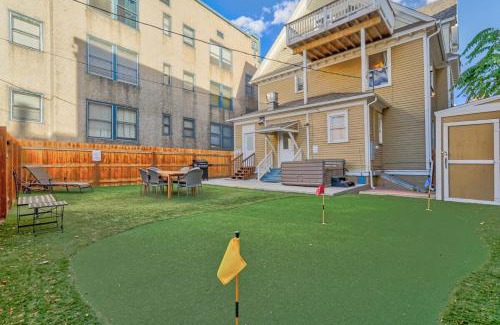 Central Colorado Springs Casa | Crescent Estate - Golf Hot Tub BBQ Large Groups