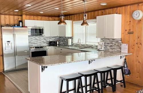 North Myrtle Beach Casa | Cricket Cottage- Appox 528 Feet to the Beach