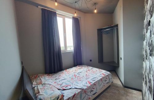 Magnetiti Apartamento | Crimson Serenity Appartment