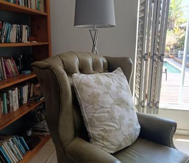 Bloubergstrand Casa | Crinum House and cottages in Bloubergstrand