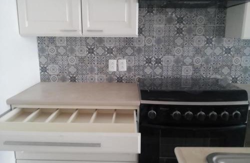 Tlalnepantla de Baz Apartamento | Cris Apartamento Nuevo y amplio Tlalnepantla 2-3 per, 5min CDMX Metro Rosario