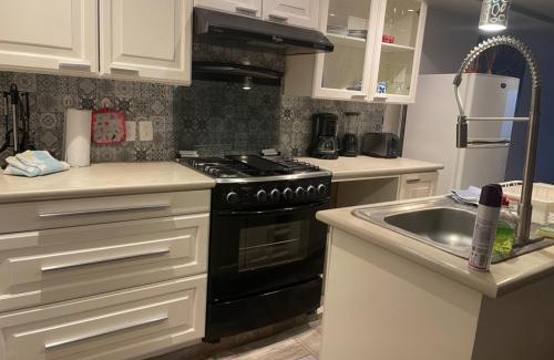 Tlalnepantla de Baz Apartamento | Cris Apartamento Nuevo y amplio Tlalnepantla 2-3 per, 5min CDMX Metro Rosario