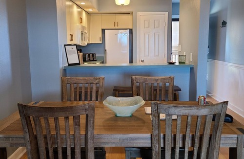 Avon Condominio | Croatoan's Lookout
