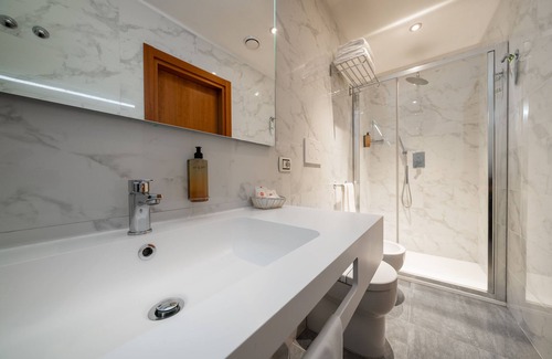 Santa Maria Novella Hotel | Croce Di Malta Hotel