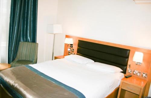 Kensington Hotel | Cromwell Hotel