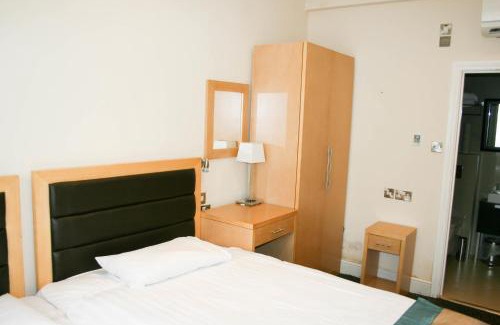 Kensington Hotel | Cromwell Hotel