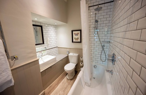 Chipping Sodbury Hotel | Cross Hands Hotel Old Sodbury by Greene King Inns