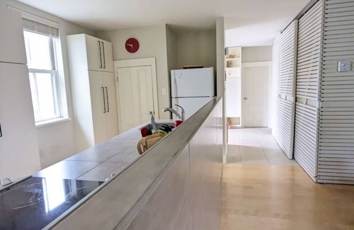 Lunenburg Casa | Cross Passage House - Lunenburg NS