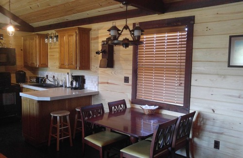 Burneyville Cabina | Cross Timbers Country Cabin