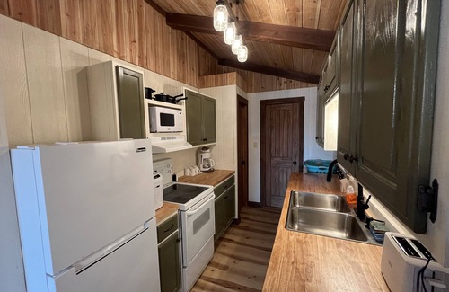 Burneyville Cabina | Cross Timbers Country Cabin #2