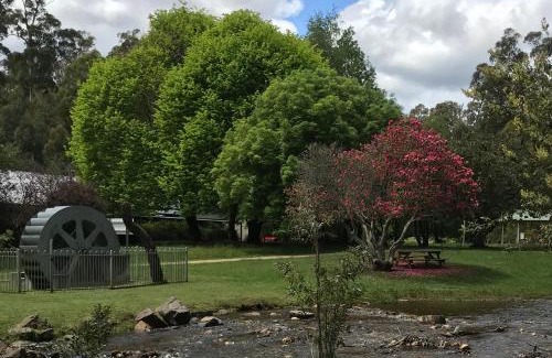 Marysville Hotel | Crossways Country Inn
