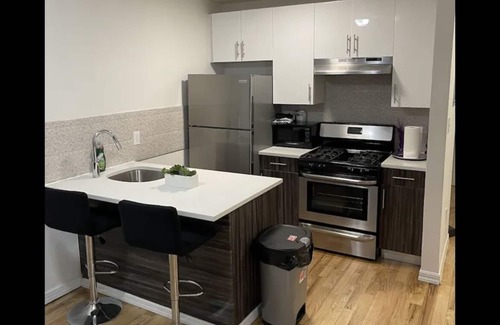 East Flatbush Apartamento | Crown height 3 Bedroom Townhouse