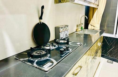Dhirkot Apartamento | Crown Inn Hotel Service Apartments