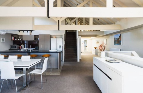 Dunedin City Centre Apartamento | Crown Mill Penthouse Apartment