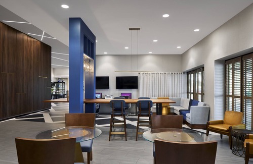 Warwick Hotel | Crowne Plaza Providence-Warwick Airport by IHG
