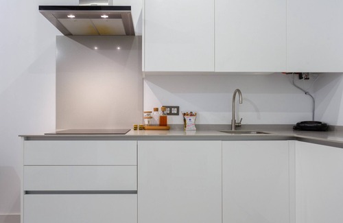 Old Town Apartamento | CRUISE Adapted Apartment by Cadiz4Rentals