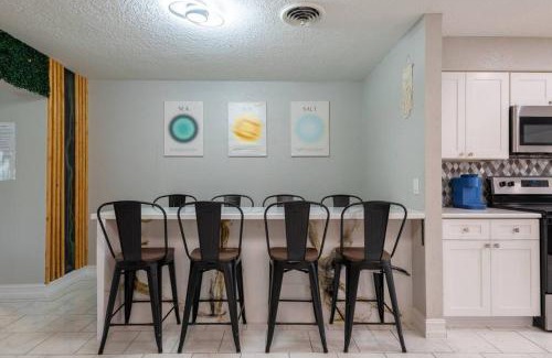 College Manor Casa | Cruise Haven with Pool, 15 Min to Port Canav & Beach