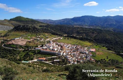 Alpandeire Casa | Cruzchiquita
