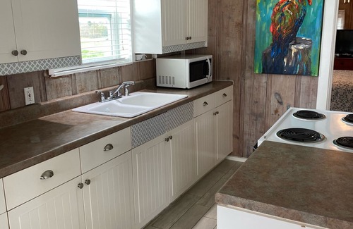 Crystal Beach Cabina | Crystal Beach Cabin - Sleeps 7 (3 cuadras de la playa)