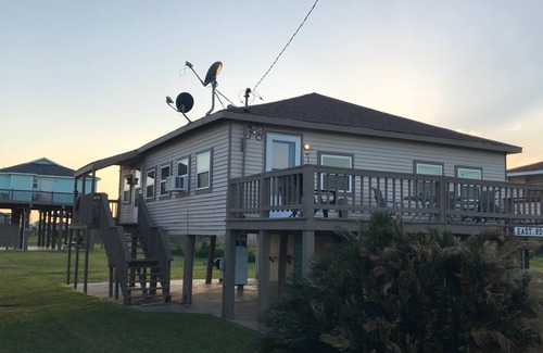 Crystal Beach Cabina | Crystal Beach Cabin - Sleeps 7 (3 cuadras de la playa)