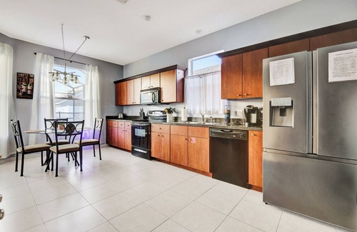 Kissimmee Villa | Crystal Cove Villa: Relaxing 4 Bedroom 3 Bathroom Home in Kissimmee