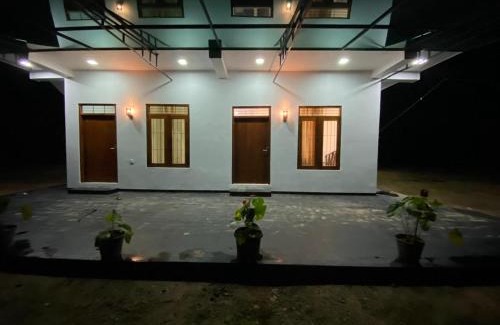 Welipitiya Casa | Crystal house