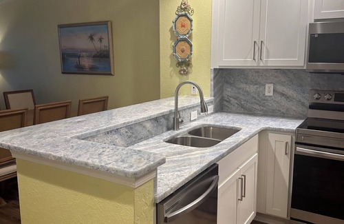 Gulf Shores Condominio | Crystal Shores 905 by Liquid Life