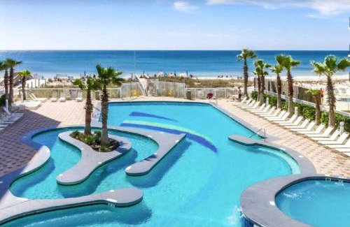 Gulf Shores Apartamento | Crystal Tower 1408 - Lazy River, Beachfront pool, Amazing Views, New Upgrades!