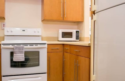 New Kingston Apartamento | CTBH @ Argyle #3 [1-Bedroom w/ Pool]