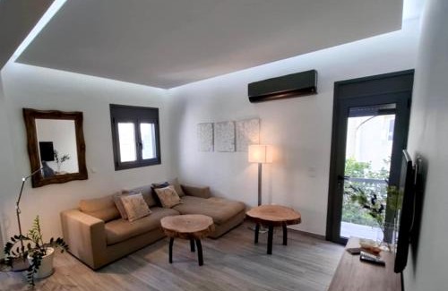 Agia Paraskevi Apartamento | Cube House