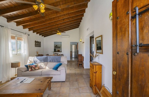 Alhaurin el Grande Cabaña | Cubo's Casa Rural La Oliva / piscina privada / aire acondicionado / wifi gratis