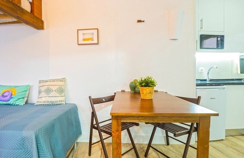 La Merced Apartamento | Cubo's Estudio Malaga Center / centro ciudad / aire acondicionado / wifi gratis