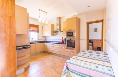 Puerto de la Torre Villa | Cubo's Villa Puerto de la Torre / Wifi / piscina / climatización / jardín