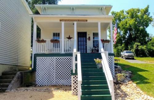 Luray Casa | Cubs Cottage